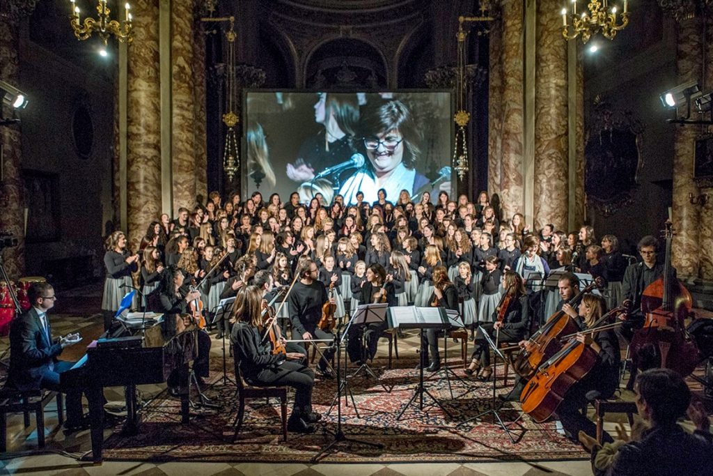 coro concerto in chiesa