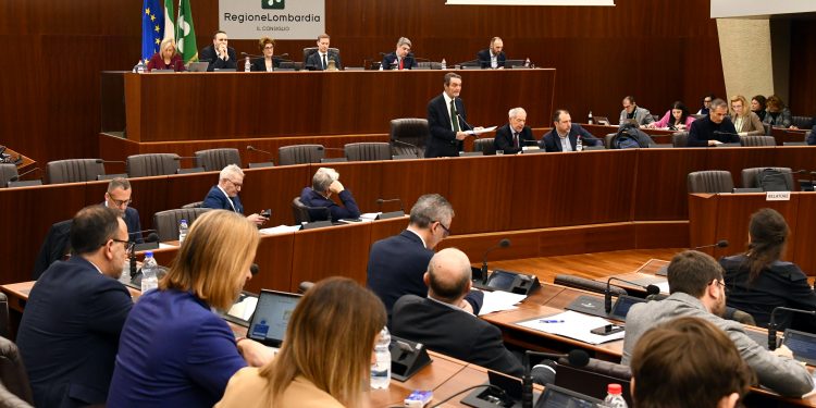 In Aula il dibattito sulla comunicazione del Presidente Fontana in tema di suidicio mediclamente assisistito